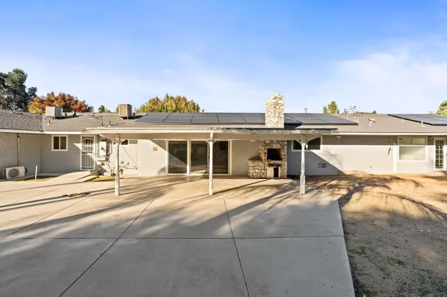 $950,000 | 5454 East Butler Avenue, Fresno, CA 93727