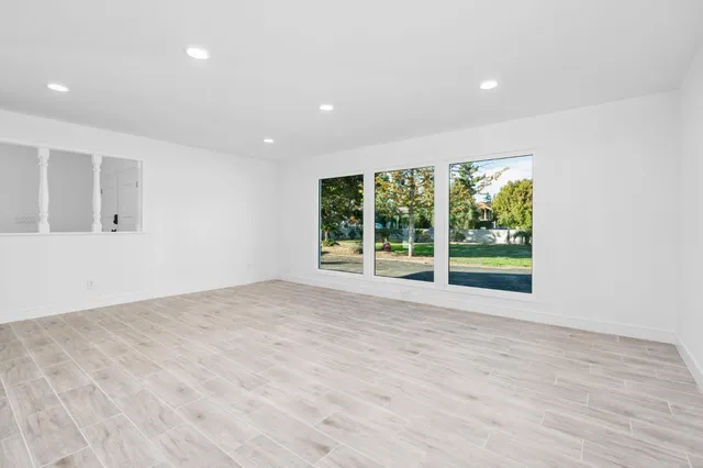 $950,000 | 5454 East Butler Avenue, Fresno, CA 93727