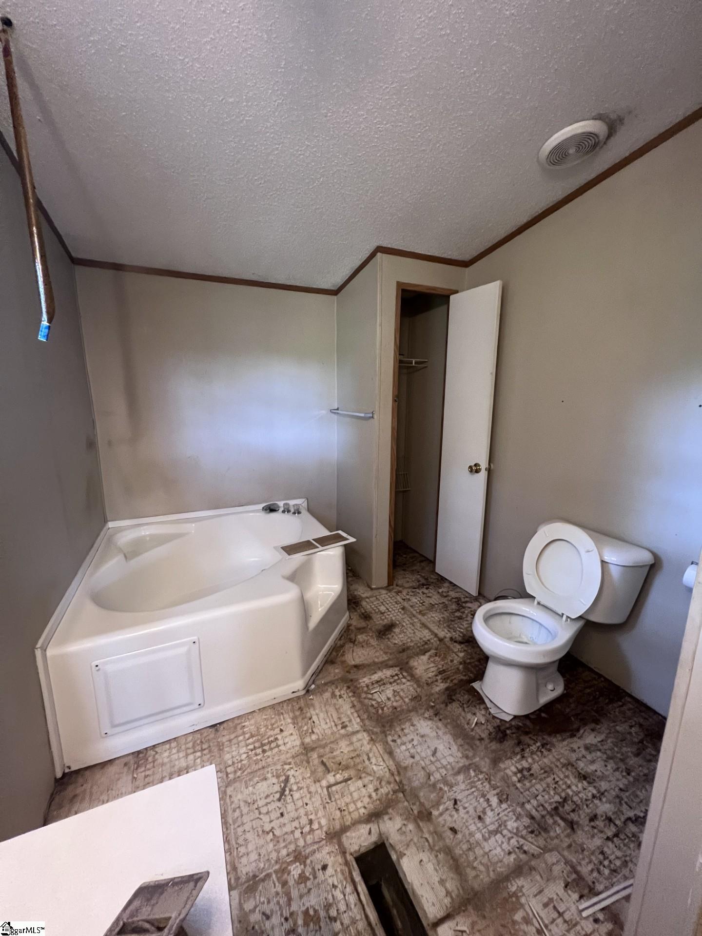 221 Welborn Road Pickens, SC 29671 - Photo 11 of 29 Gallery Image 11