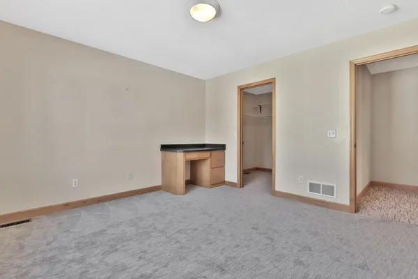 $749,900 | 3020 Carey Heights Drive, Maplewood, MN 55109