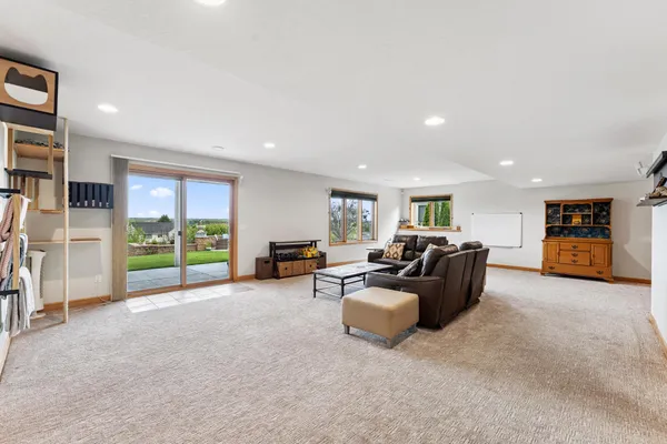 $749,900 | 3020 Carey Heights Drive, Maplewood, MN 55109