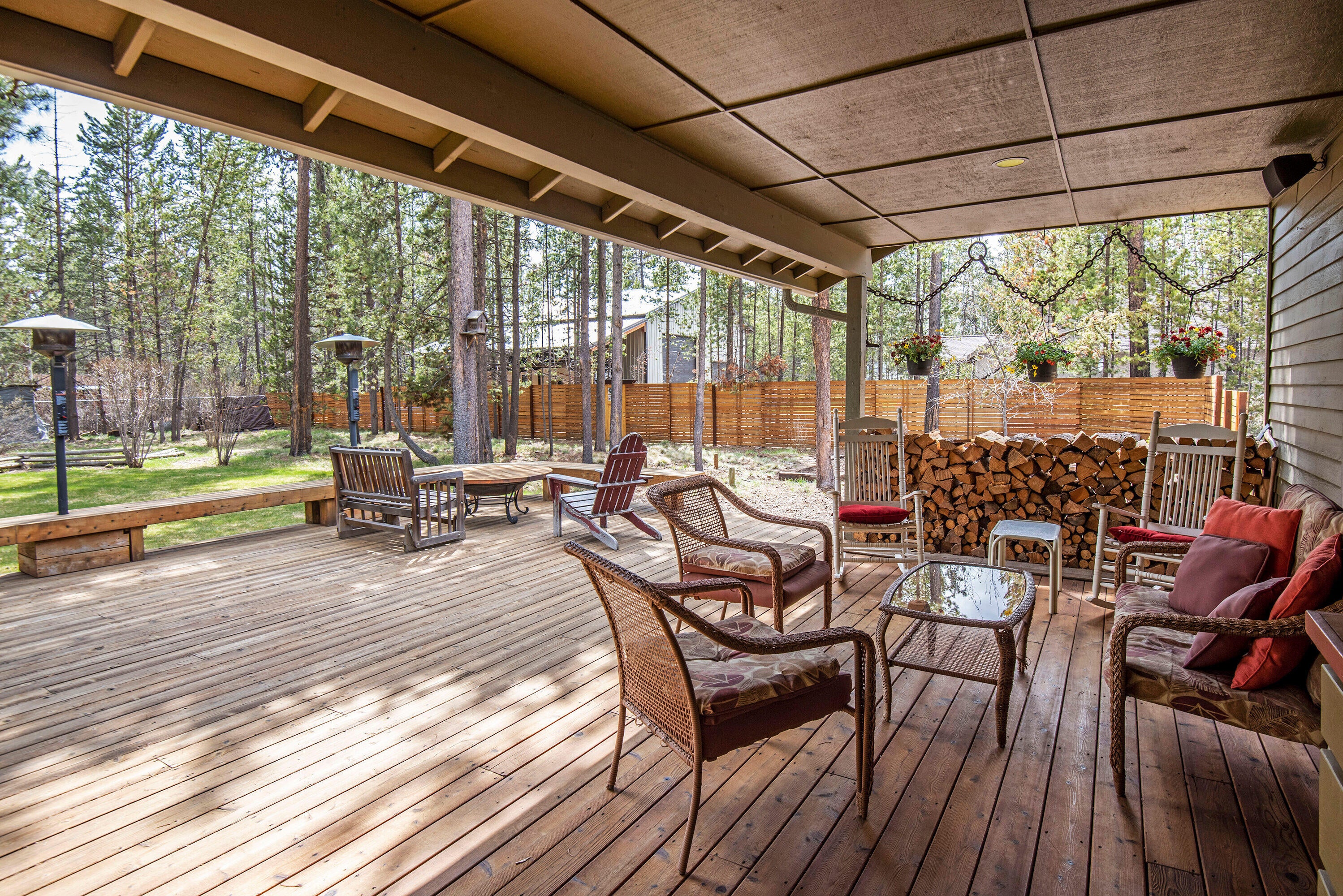 17247 Bakersfield Road Bend, OR 97707 - Photo 25 of 32 240 SQ ft of covered back deck space