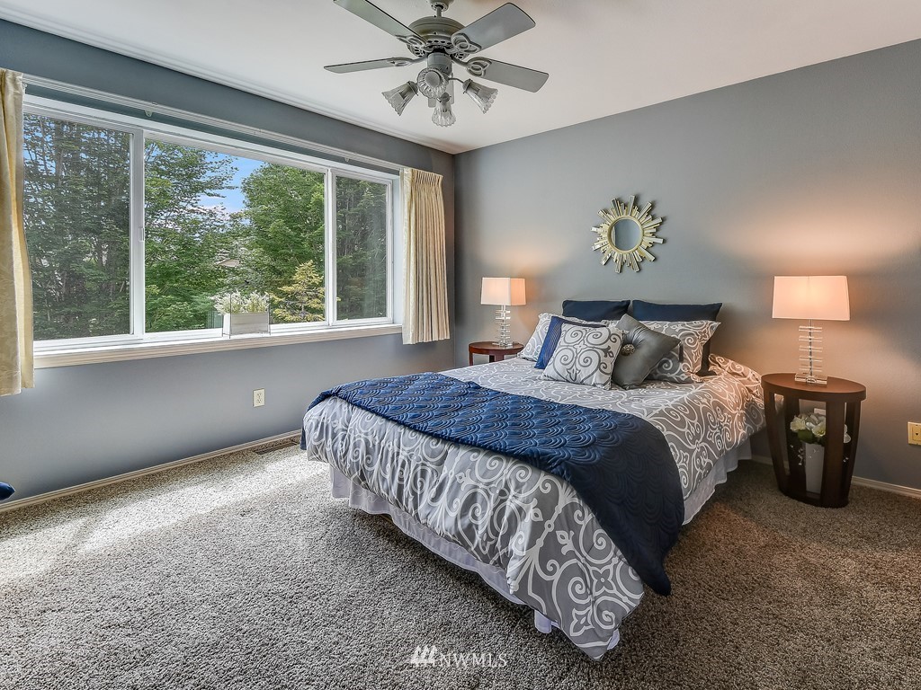4523 Northeast 6th Court Renton, WA 98059 - Photo 12 of 26