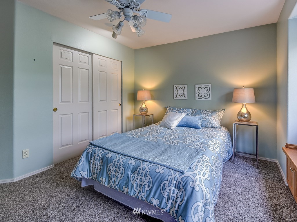 4523 Northeast 6th Court Renton, WA 98059 - Photo 18 of 26