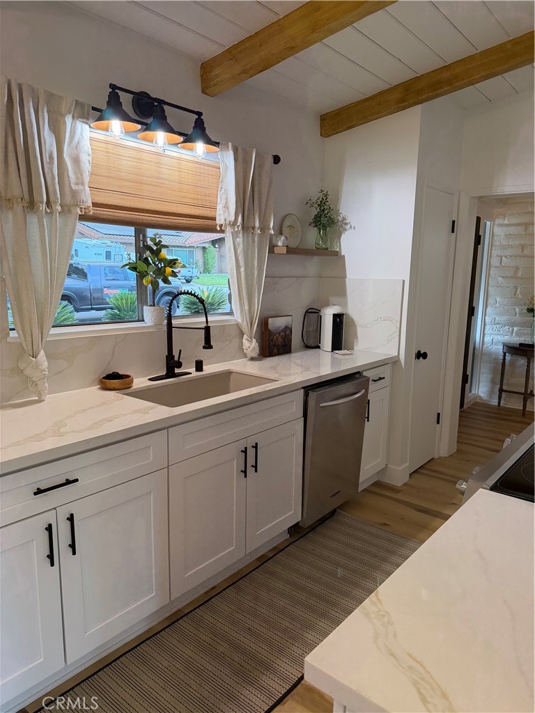 3252 Vía Altamira Fallbrook, CA 92028 - Photo 11 of 48