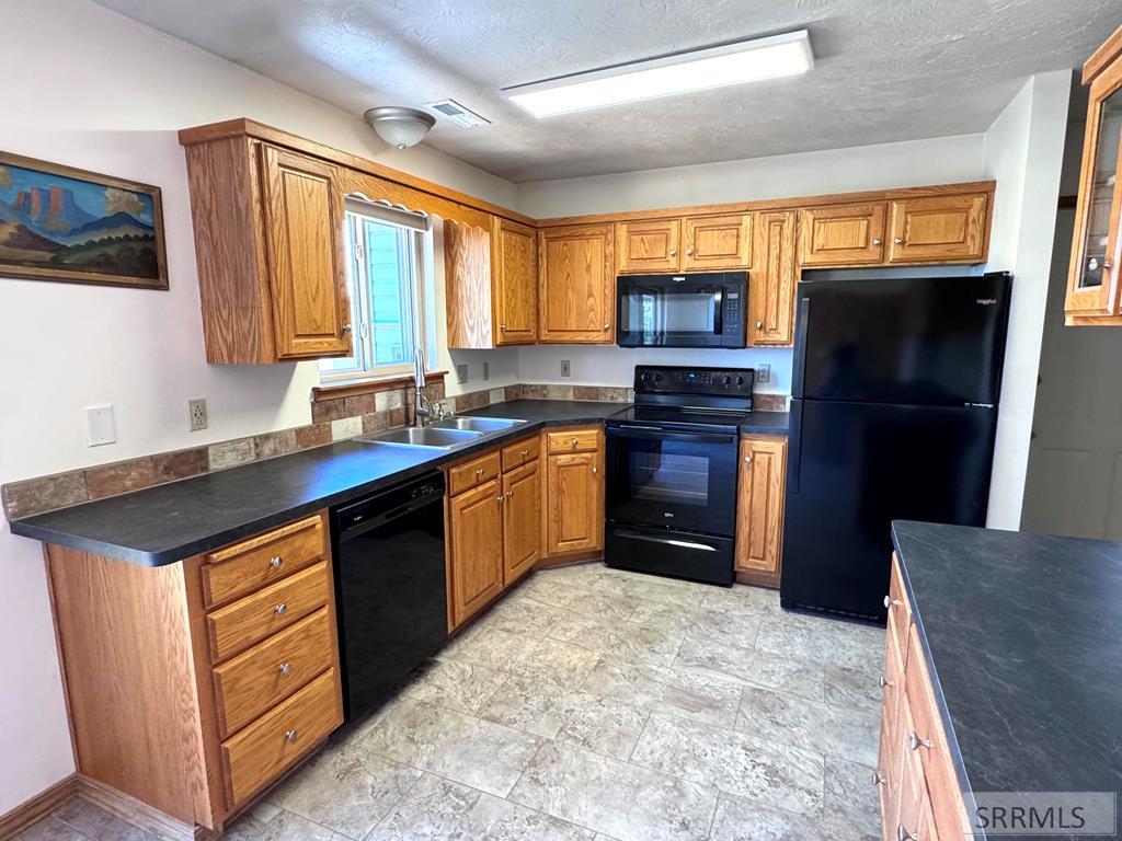 1391 Stoddard Road Shelley, ID 83274 - Photo 11 of 45 Kitchen