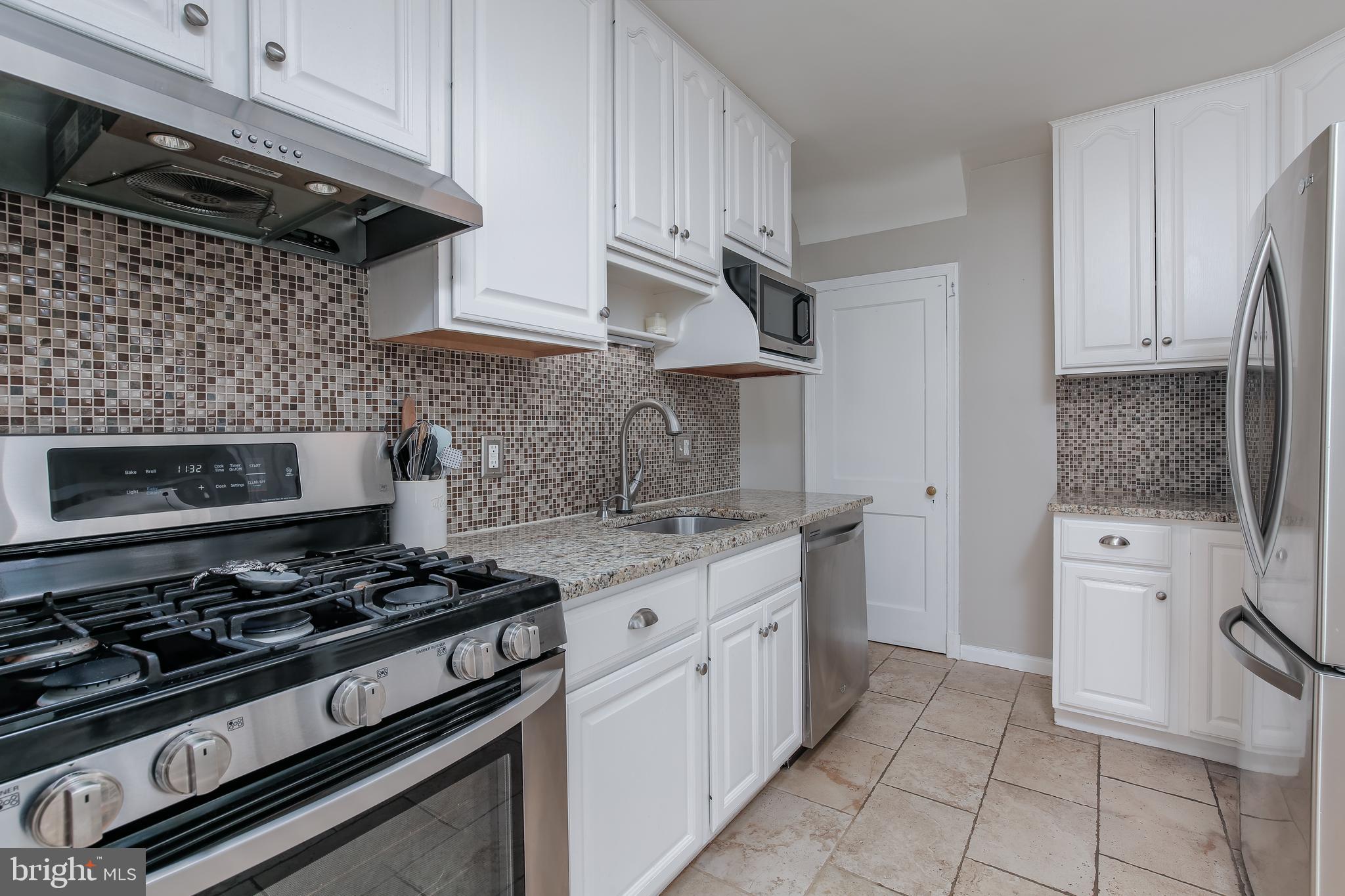 6 Dungarrie Road Baltimore, MD 21228 - Photo 11 of 24 Gallery Image 11