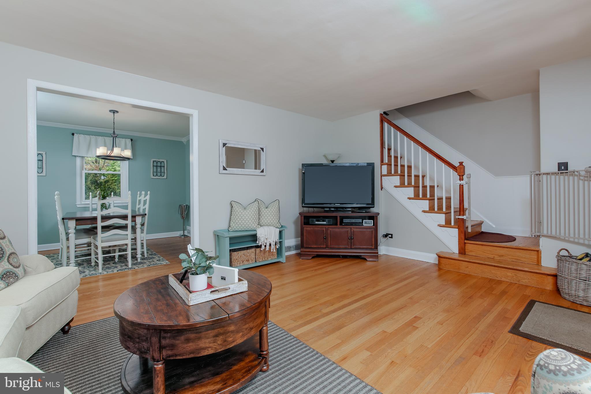 6 Dungarrie Road Baltimore, MD 21228 - Photo 3 of 24 Gallery Image 3