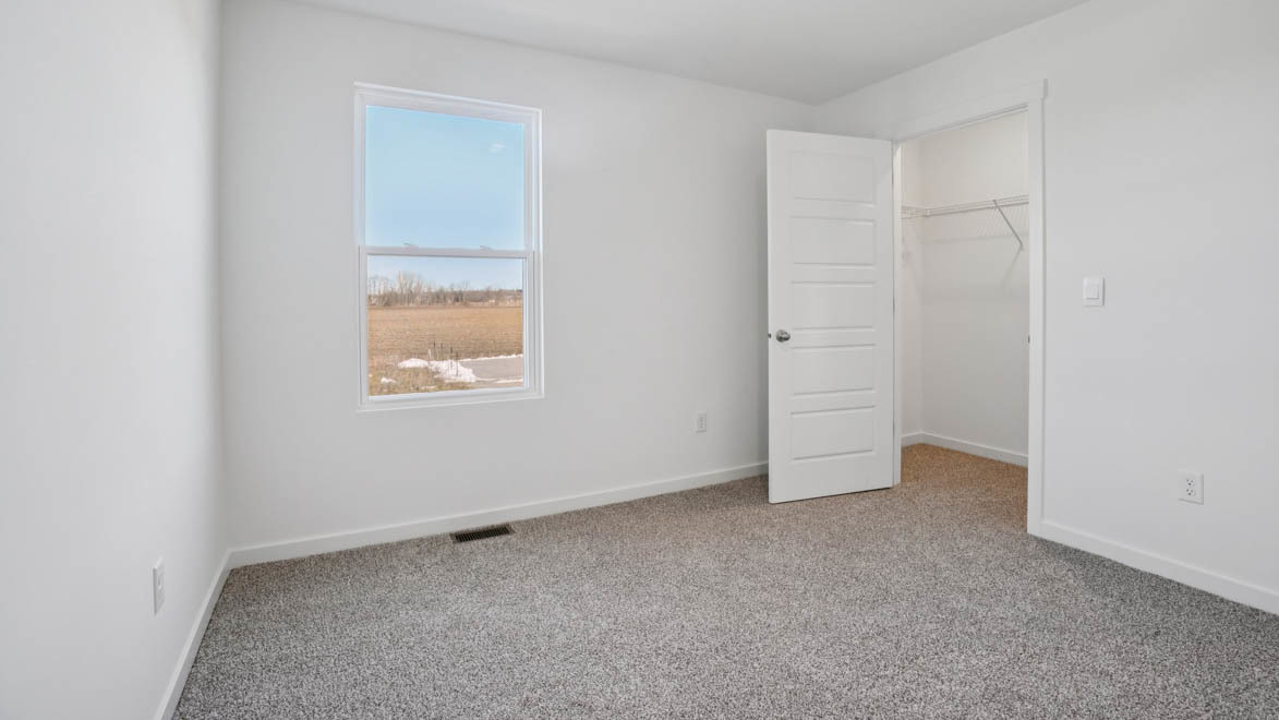 7076 Fair Oaks Road Racine, WI 53403 - Photo 35 of 42