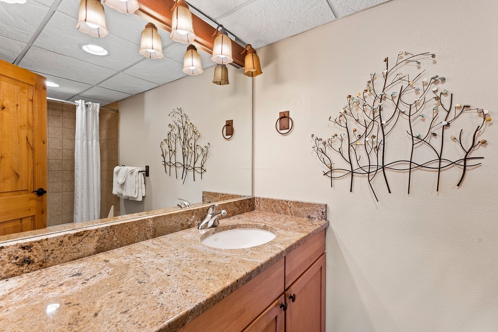 611 Village Road, Unit 4170 Breckenridge, CO 80424 - Photo 17 of 27