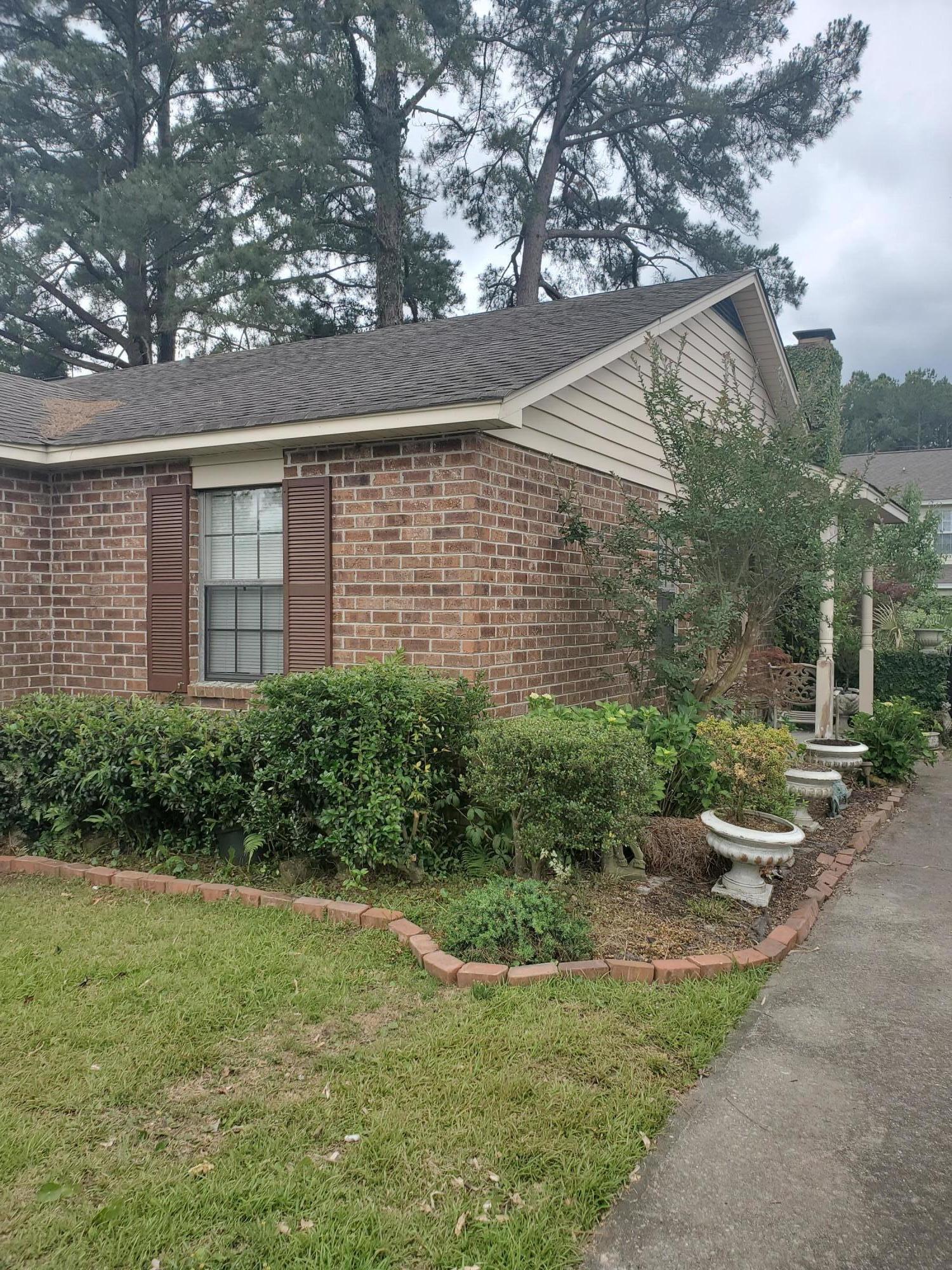 7751 Oldridge Road North Charleston, SC 29418 - Photo 2 of 2 CAWLEY 7751 Oldridge Side Pic