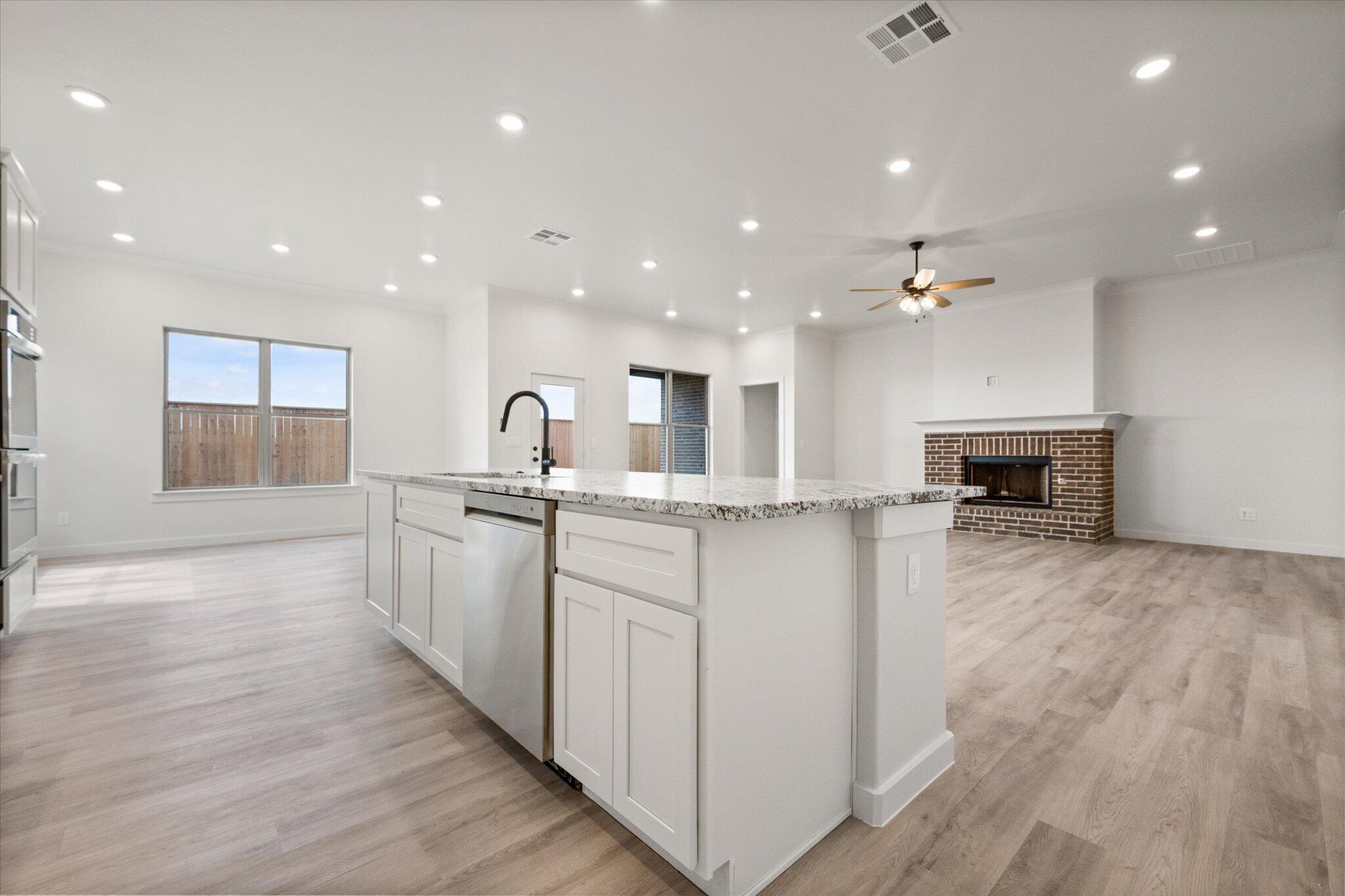 6926 53rd Street Lubbock, TX 79407 - Photo 11 of 23 18-6926 53rd_8280