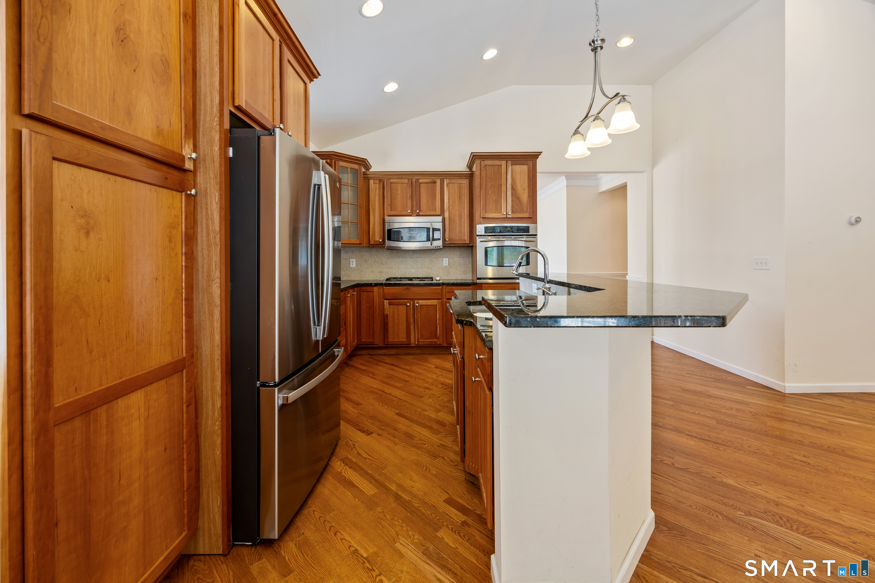 9 Lakeview Rise, Unit 9 Beacon Falls, CT 06403 - Photo 13 of 39