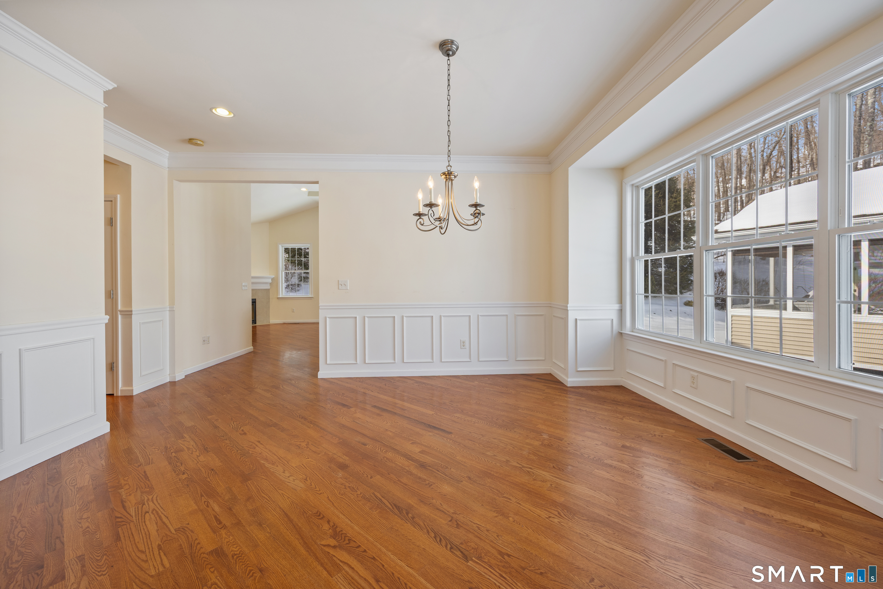 9 Lakeview Rise, Unit 9 Beacon Falls, CT 06403 - Photo 5 of 39