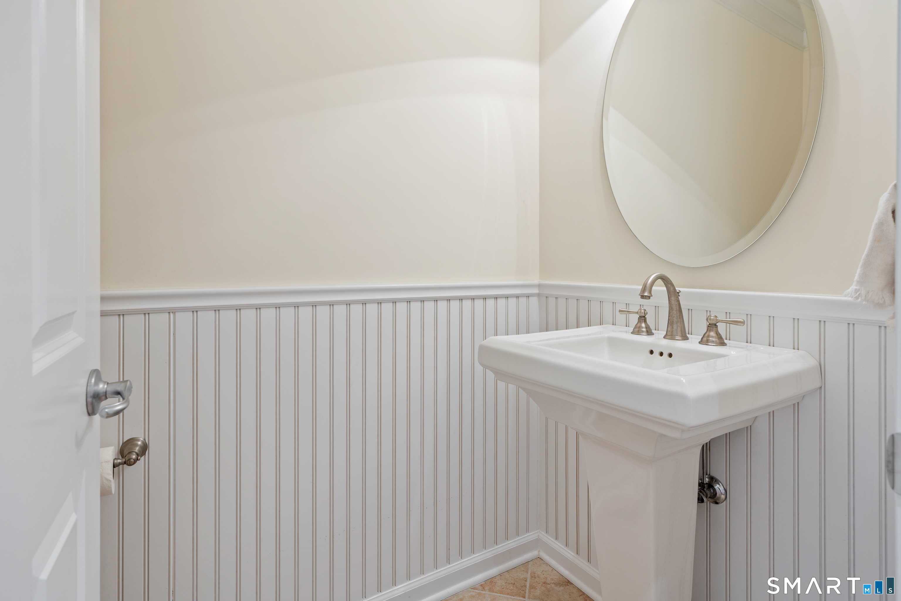 9 Lakeview Rise, Unit 9 Beacon Falls, CT 06403 - Photo 8 of 39