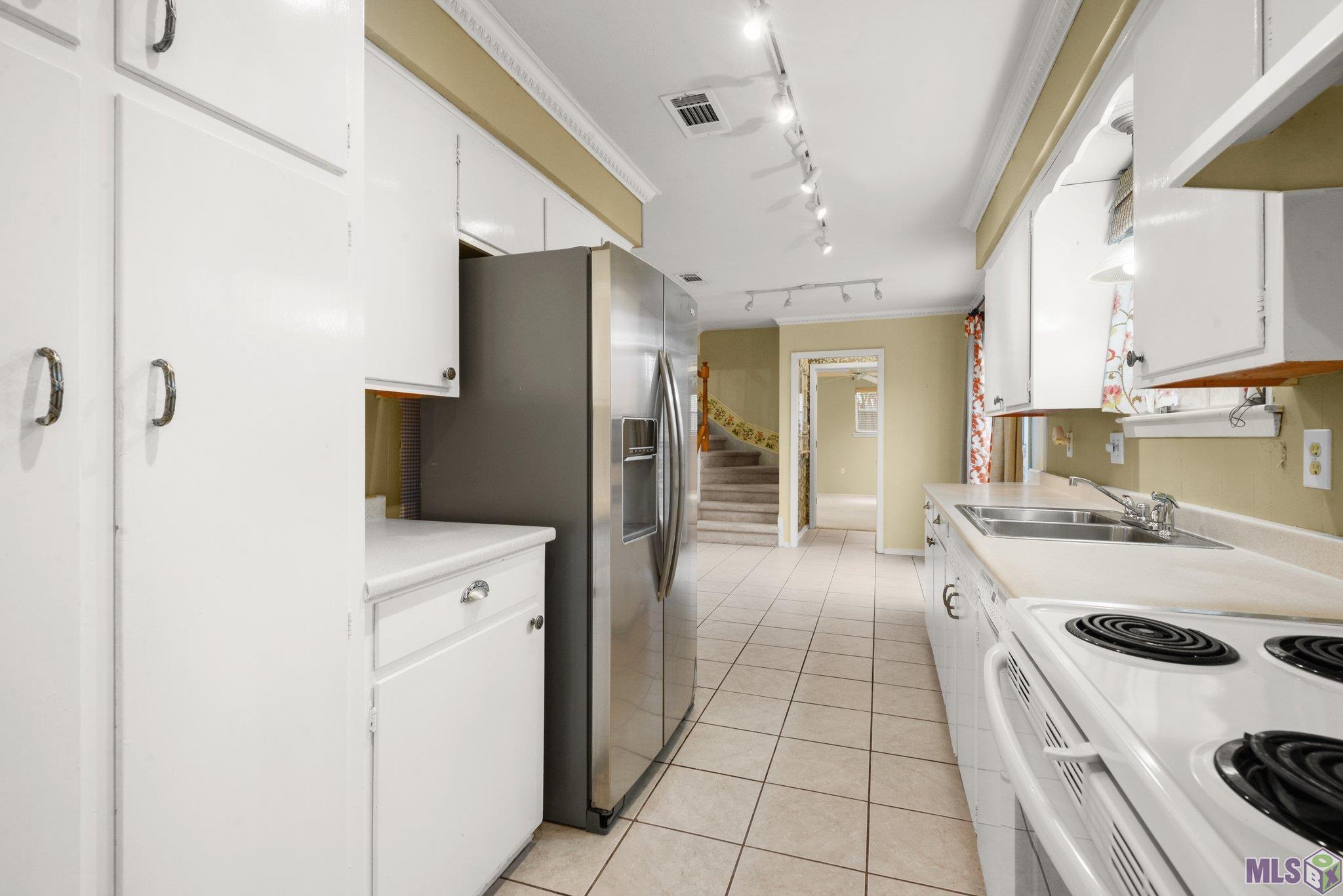 1244 Rodney Drive Baton Rouge, LA 70808 - Photo 8 of 21 Gallery Image 8