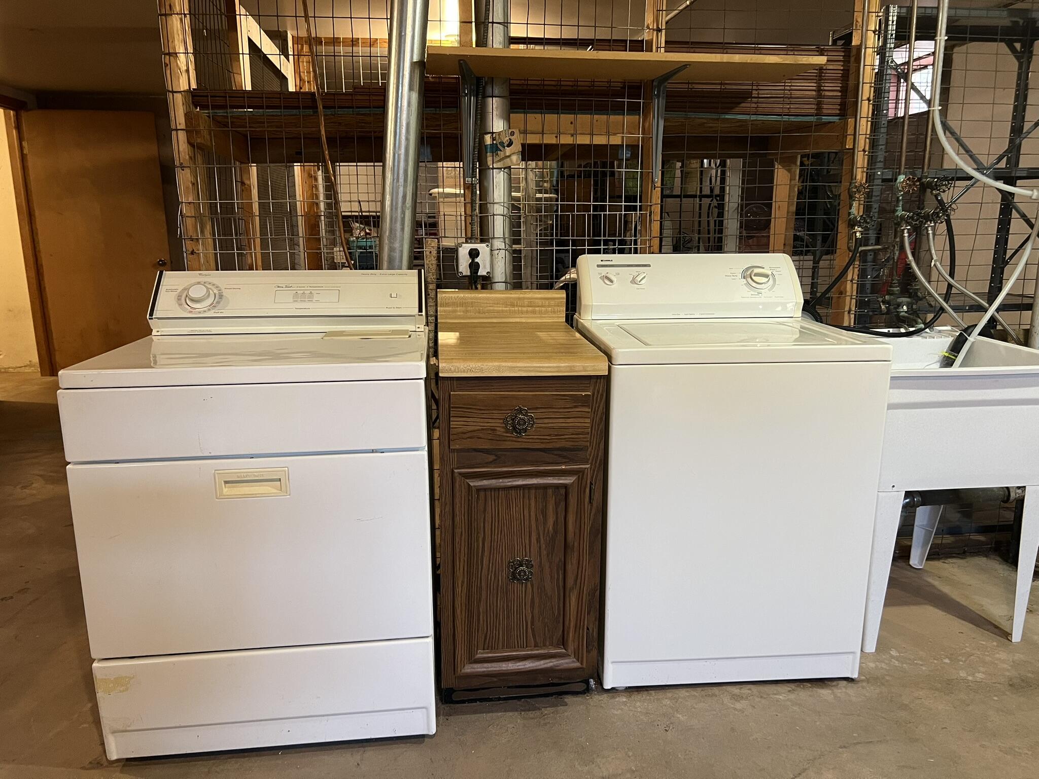 512 Hill Street, Unit 2S Walworth, WI 53184 - Photo 11 of 14 K. 2S Washer Dryer