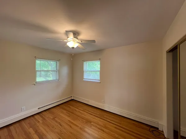 $1,250 | 512 Hill Street, Unit 2S, Walworth, WI 53184