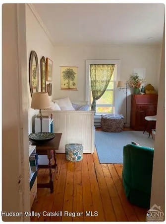 $1,450 | 36 Spring Street, Unit 3, Chatham, NY 12037