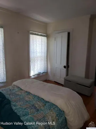 $1,450 | 36 Spring Street, Unit 3, Chatham, NY 12037