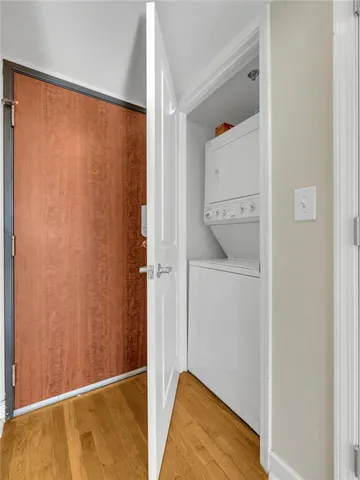 $195,000 | 600 Admiral Boulevard, Unit 604, Kansas City, MO 64106