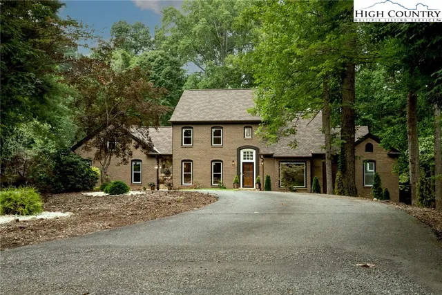 $799,000 | 455 Old Farms Road, Wilkesboro, NC 28697