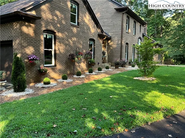 $799,000 | 455 Old Farms Road, Wilkesboro, NC 28697