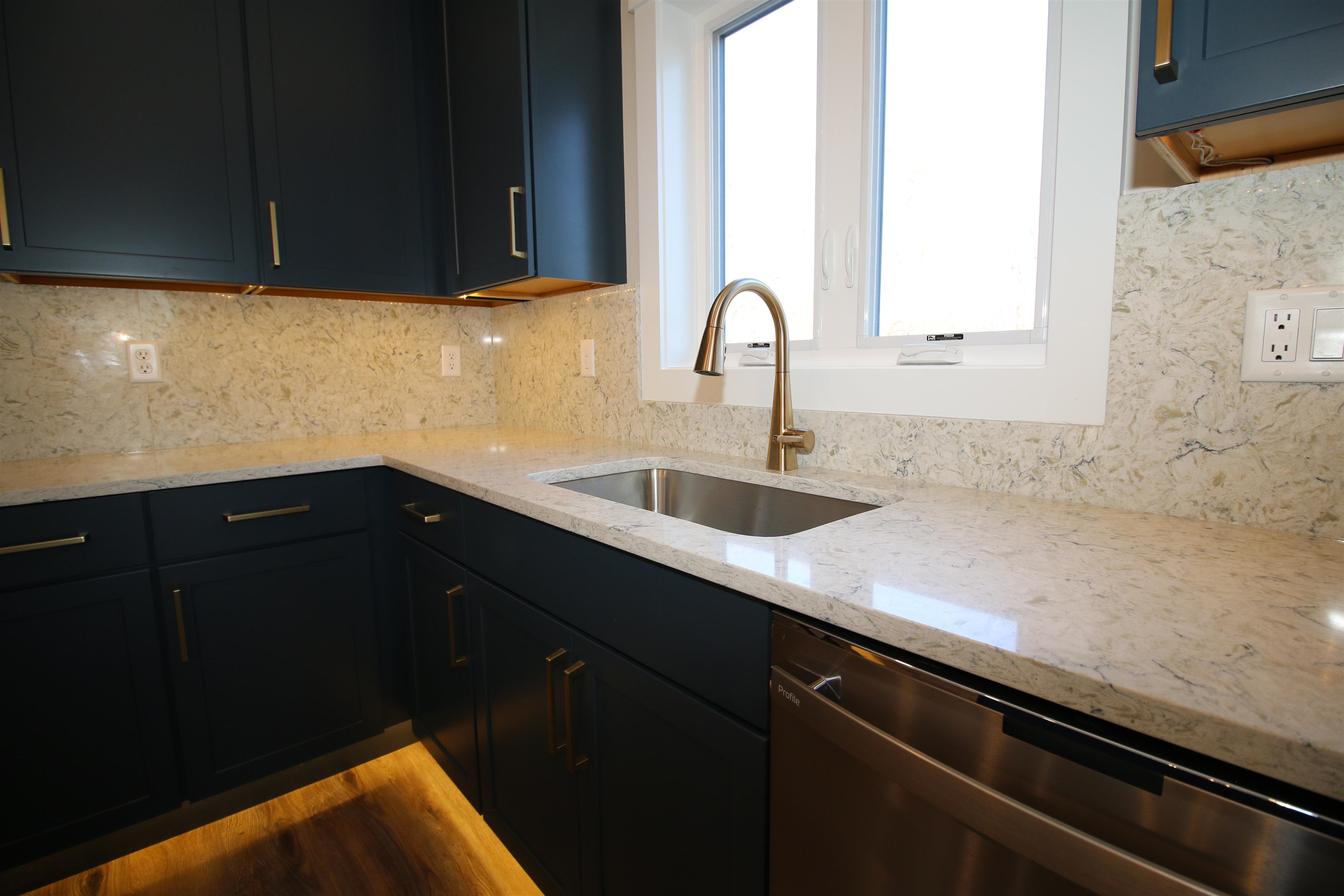 29 Jennison Road Milford, NH 03055 - Photo 3 of 35