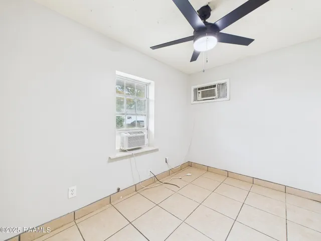 $950 | 508 General Mouton Avenue, Lafayette, LA 70501