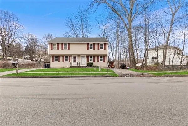 $439,900 | 38 Twin Brooks Circle, Unit 38, Haverhill, MA 01835