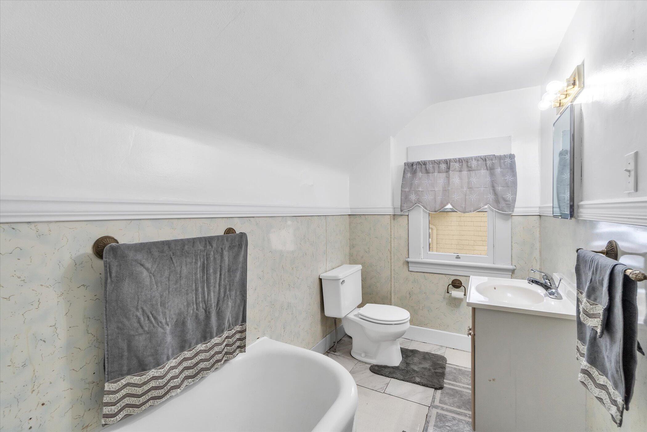732 Fifth Street Jackson, MI 49203 - Photo 20 of 27 20-732-Fifth-St-WindowStill-Real-Estate-