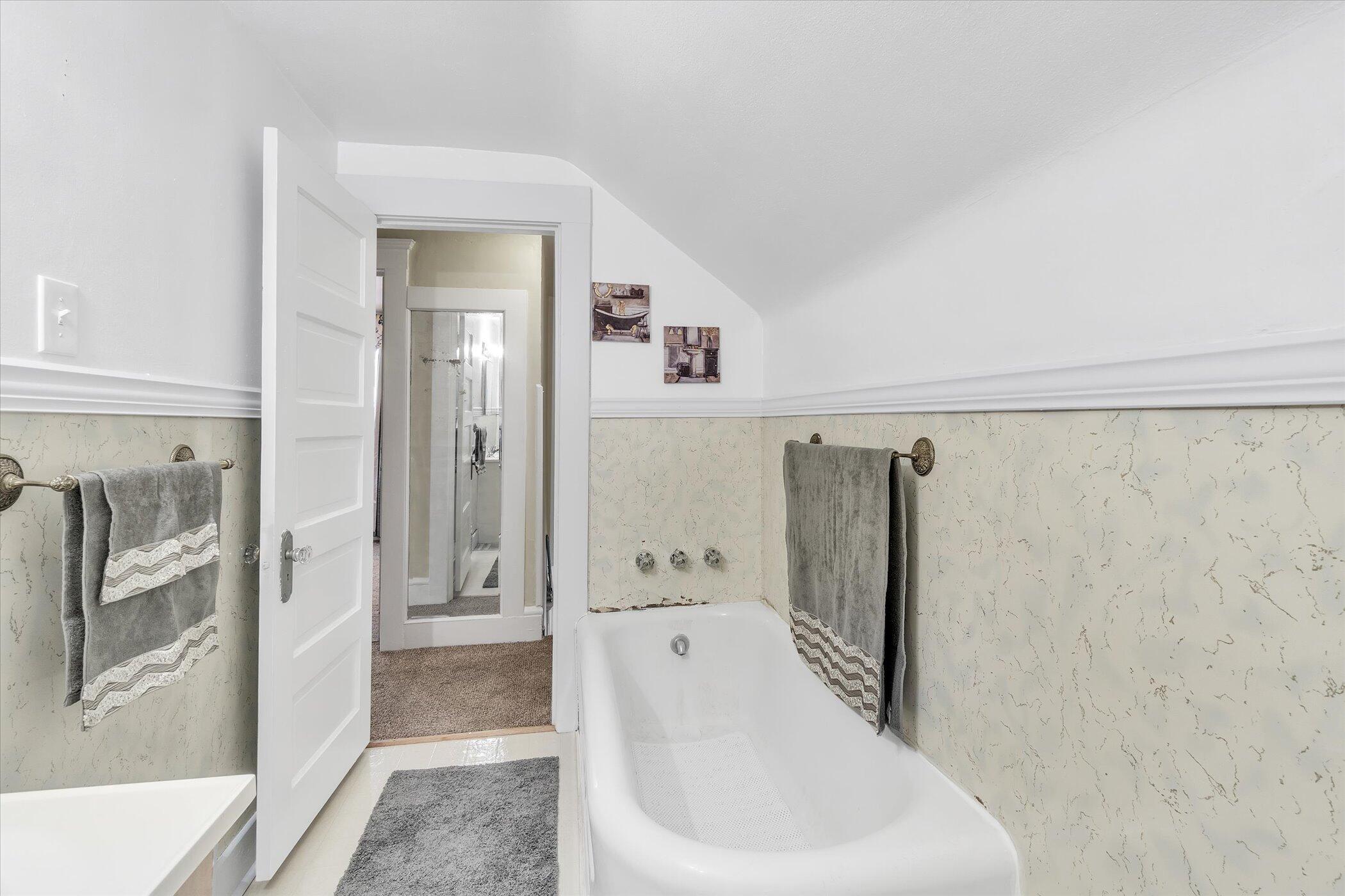 732 Fifth Street Jackson, MI 49203 - Photo 21 of 27 21-732-Fifth-St-WindowStill-Real-Estate-