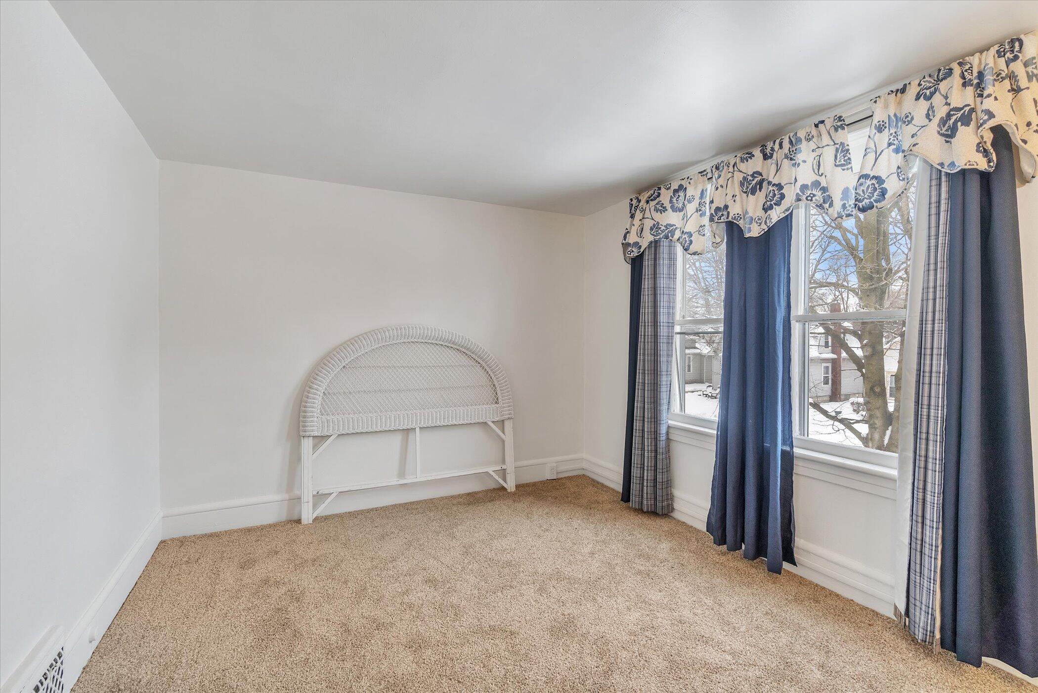 732 Fifth Street Jackson, MI 49203 - Photo 22 of 27 22-732-Fifth-St-WindowStill-Real-Estate-
