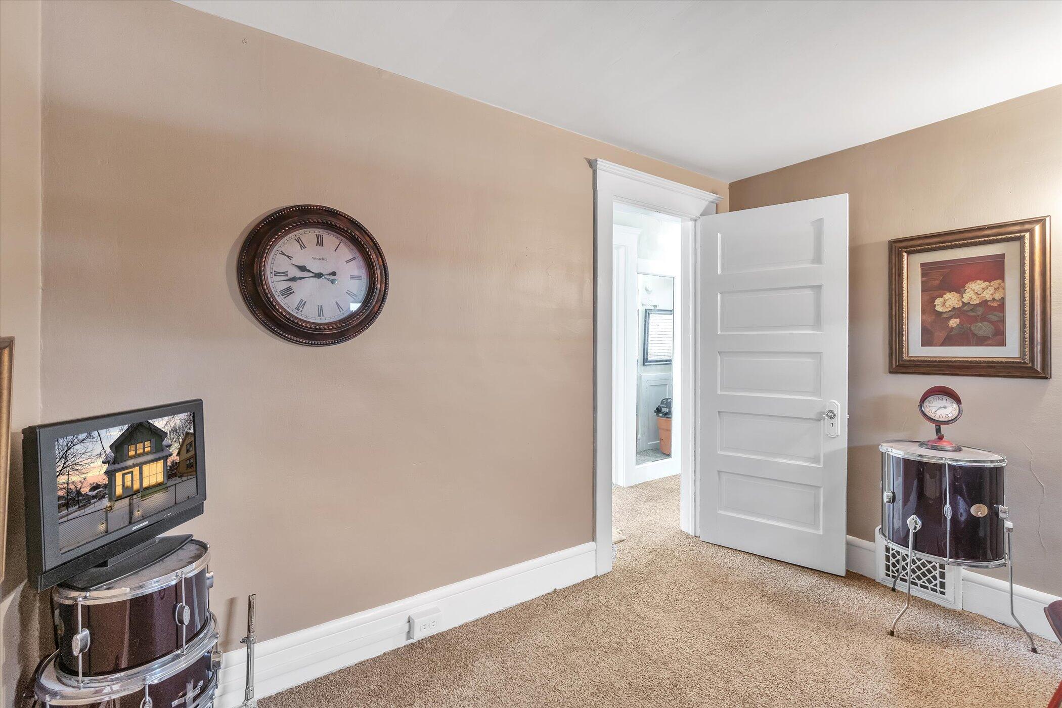 732 Fifth Street Jackson, MI 49203 - Photo 25 of 27 25-732-Fifth-St-WindowStill-Real-Estate-