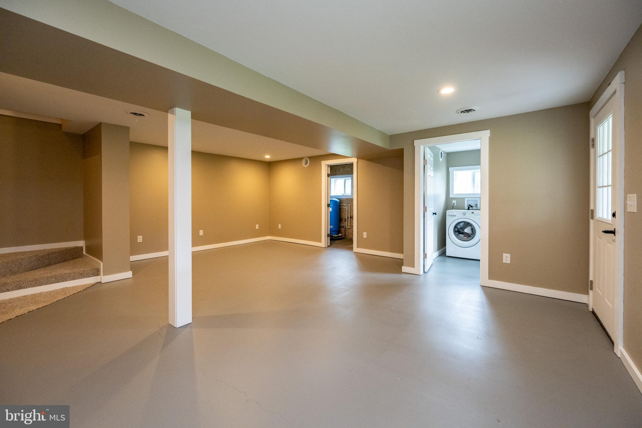 2571 Shady Dell Road Oakland, MD 21550 - Photo 31 of 60 a view of a livingroom with wooden floor