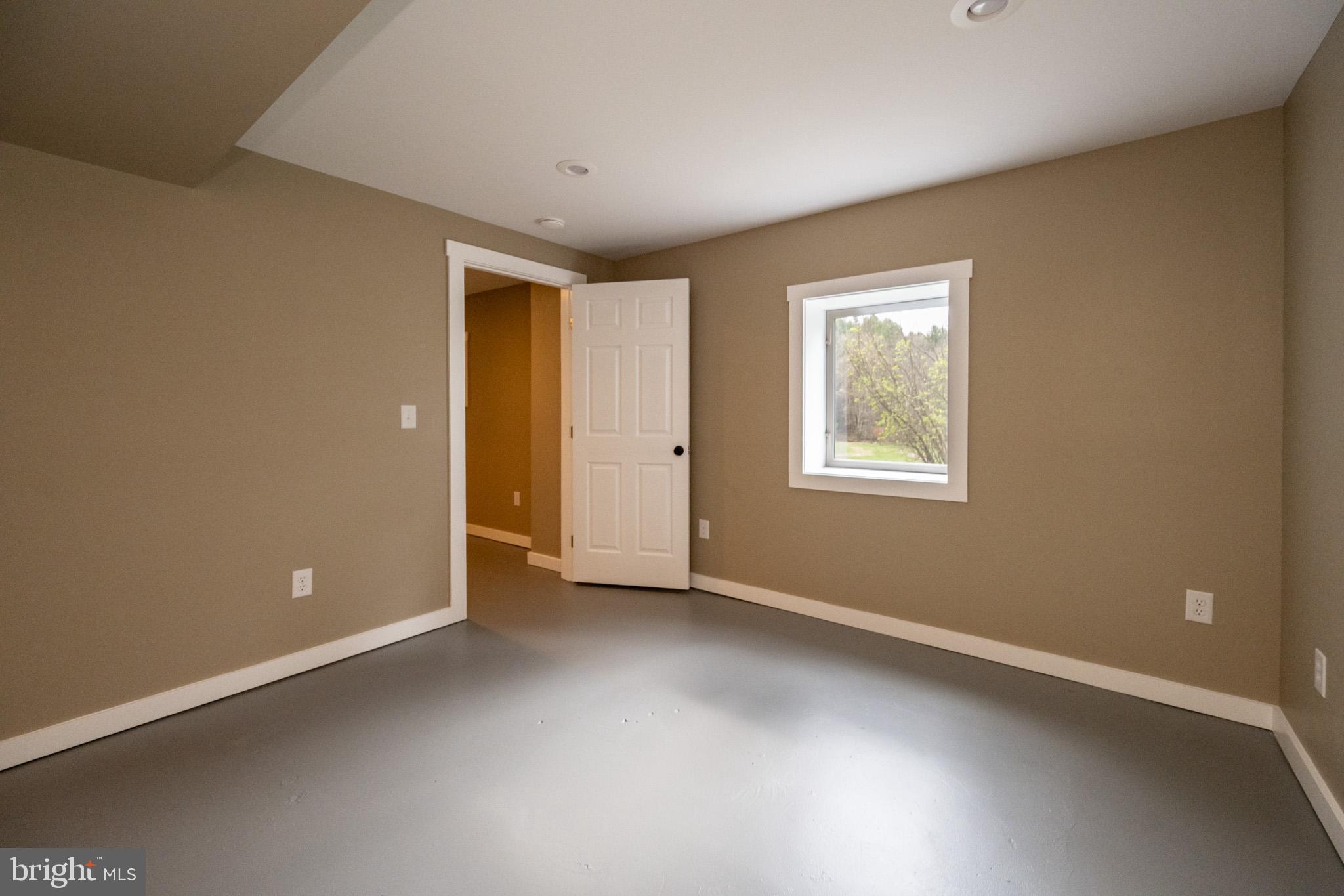 2571 Shady Dell Road Oakland, MD 21550 - Photo 34 of 60 an empty room with closet and windows