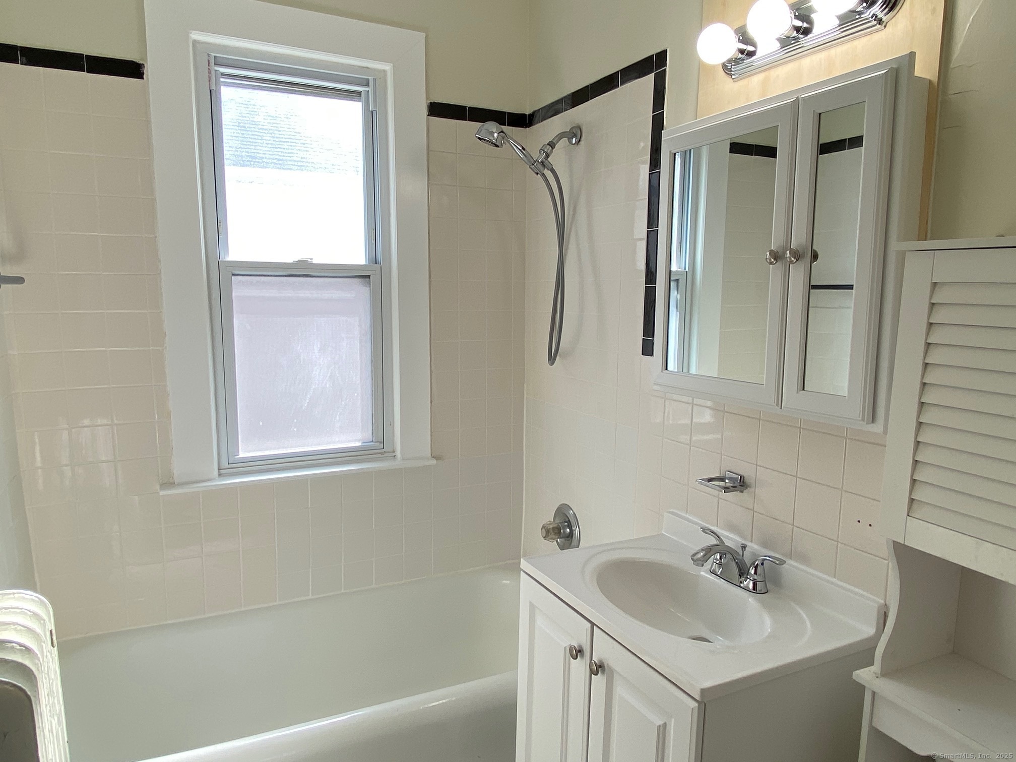 51 Bretton Road West Hartford, CT 06119 - Photo 29 of 39