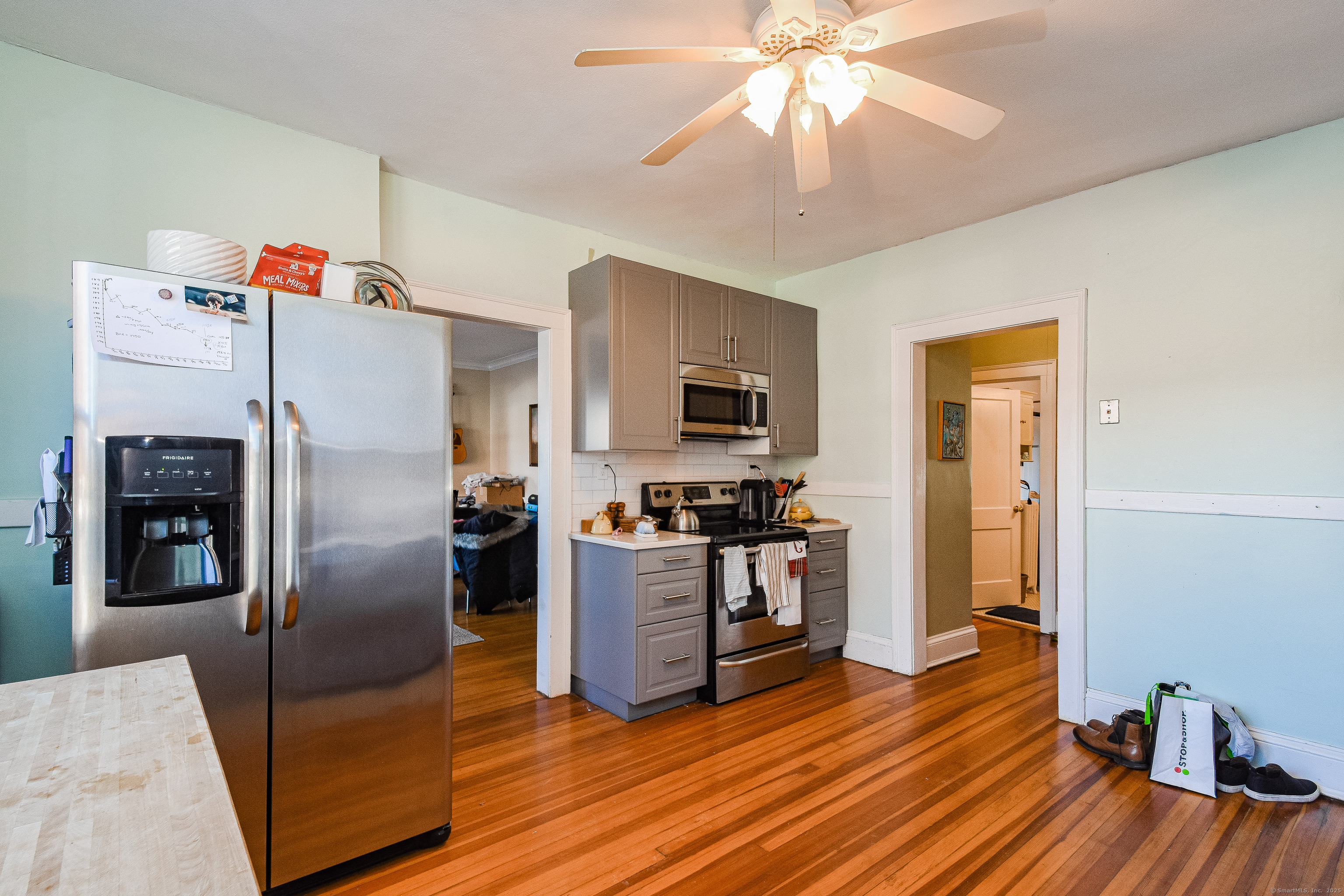 51 Bretton Road West Hartford, CT 06119 - Photo 5 of 39