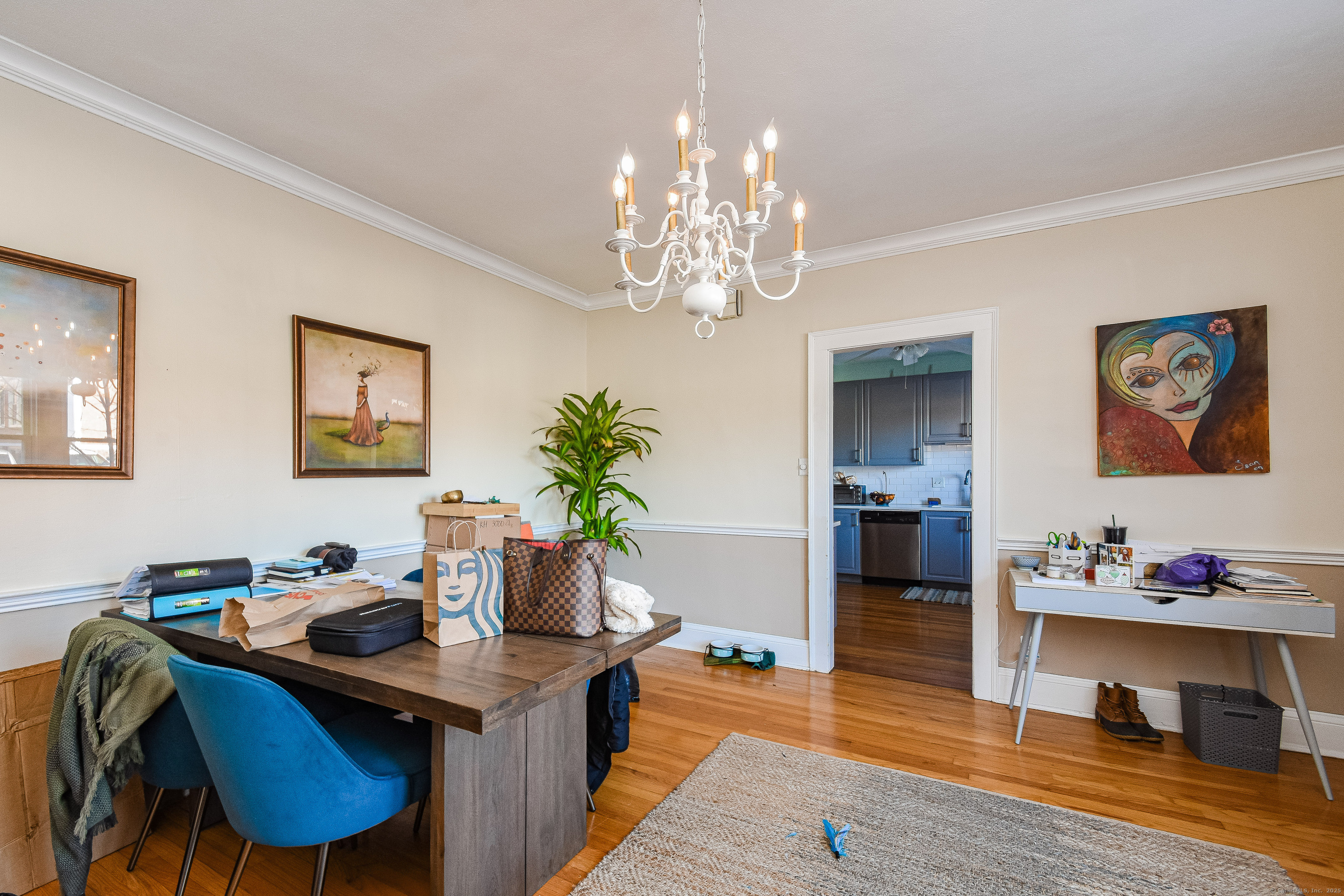 51 Bretton Road West Hartford, CT 06119 - Photo 9 of 39