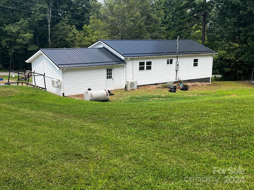 320 Pinnacle Church Road Nebo, NC 28761 - Photo 13 of 16 Gallery Image 13