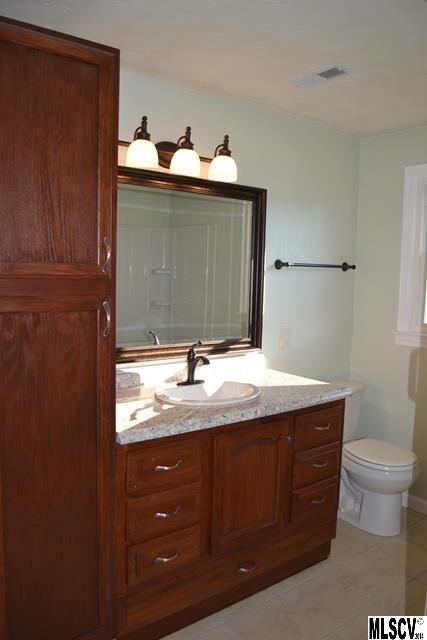 4002 South Olivers Cross Road Newton, NC 28658 - Photo 10 of 18 Gallery Image 10