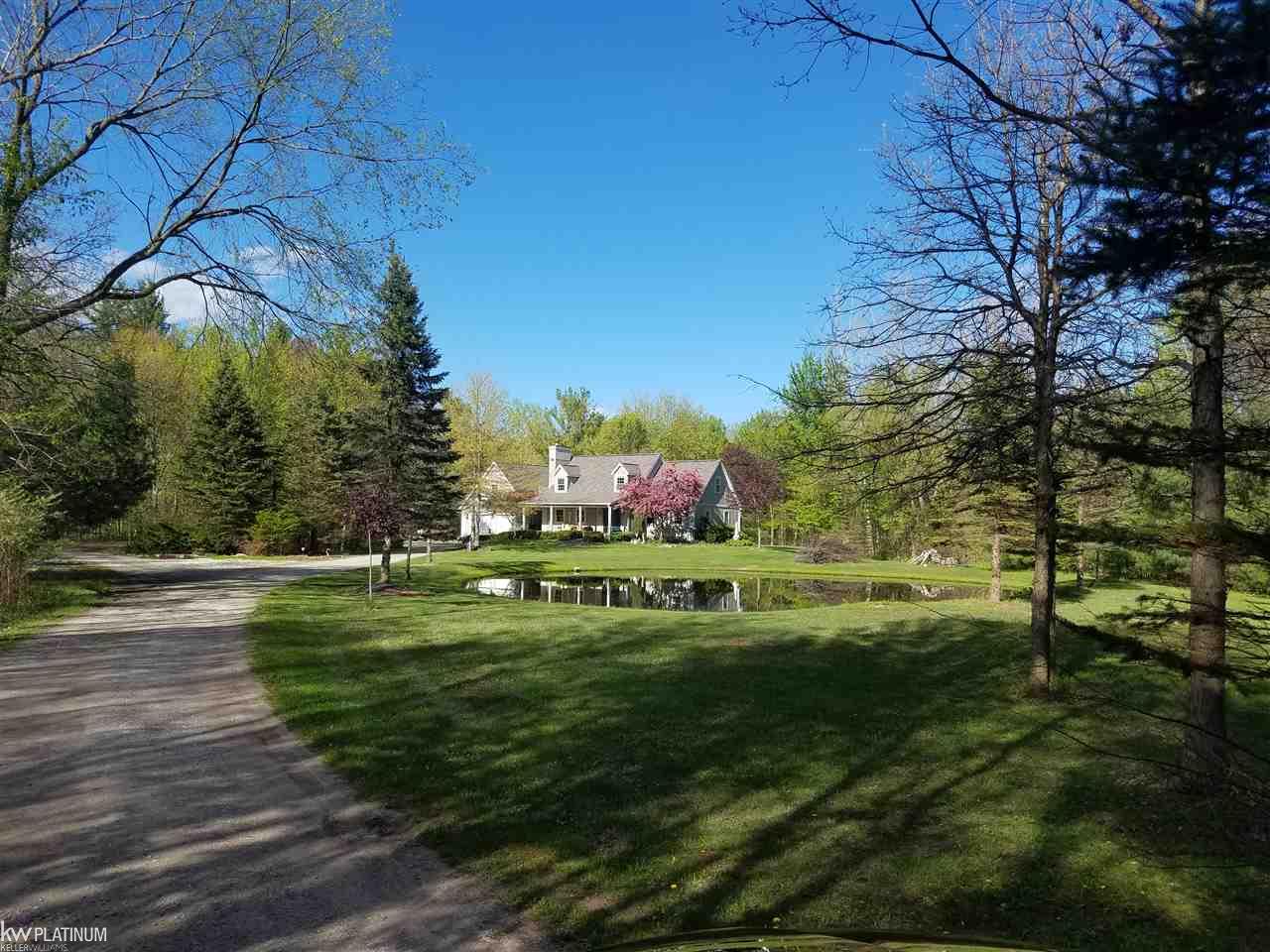 8860 Big Hand Road Columbus, MI 48063 - Photo 5 of 79