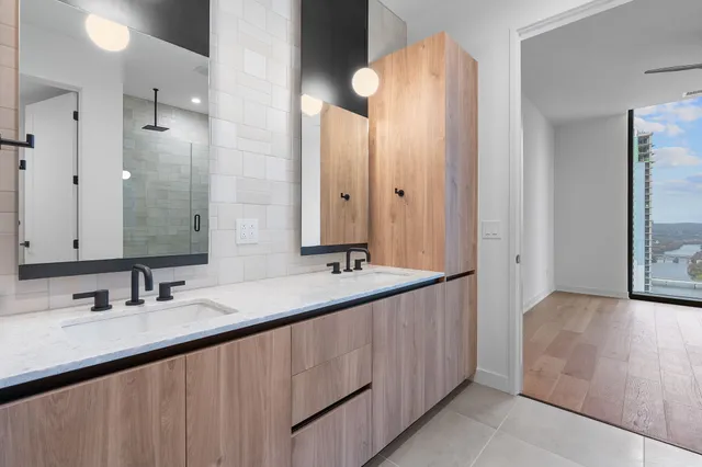 $1,399,000 | 84 East Avenue, Unit 4001, Austin, TX 78701