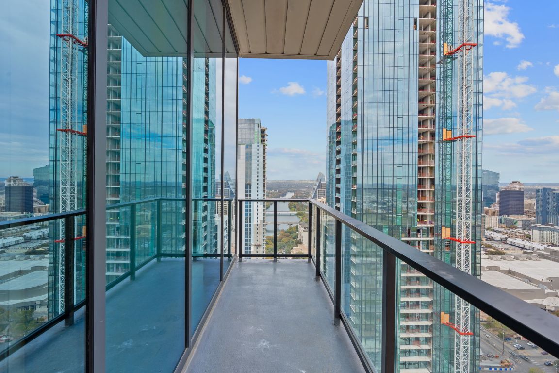 84 East Avenue, Unit 4001 Austin, TX 78701 - Photo 24 of 40 Balcony featuring a view of city