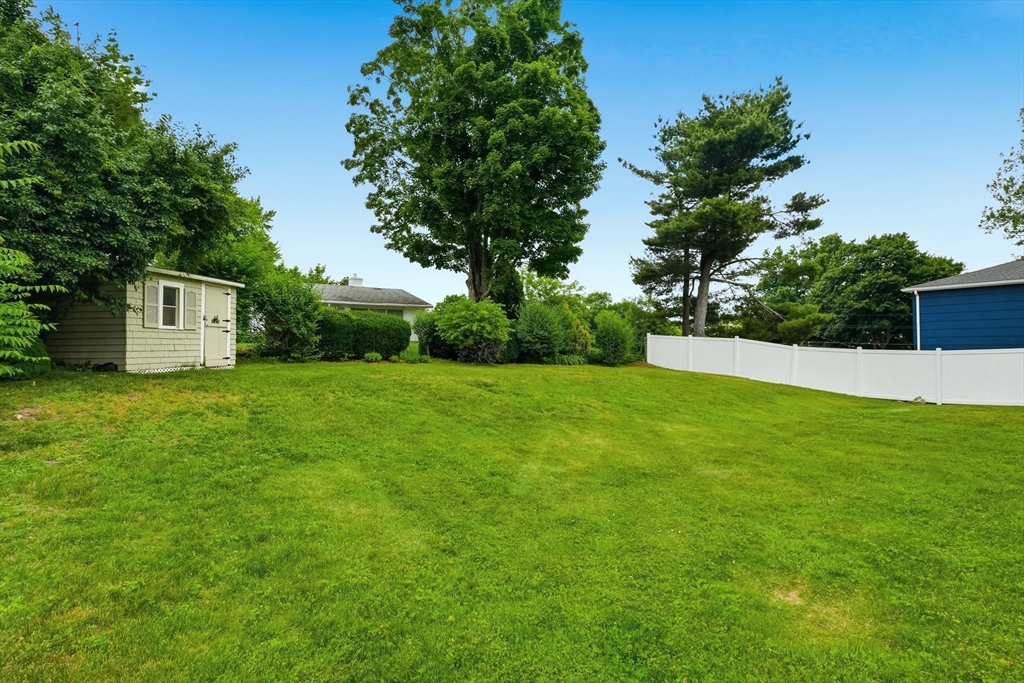 5 Antrim Road Framingham, MA 01701 - Photo 31 of 38