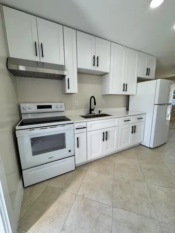 $1,600 | 1502 Avenue I Fort, Unit A, Fort Pierce, FL 34950