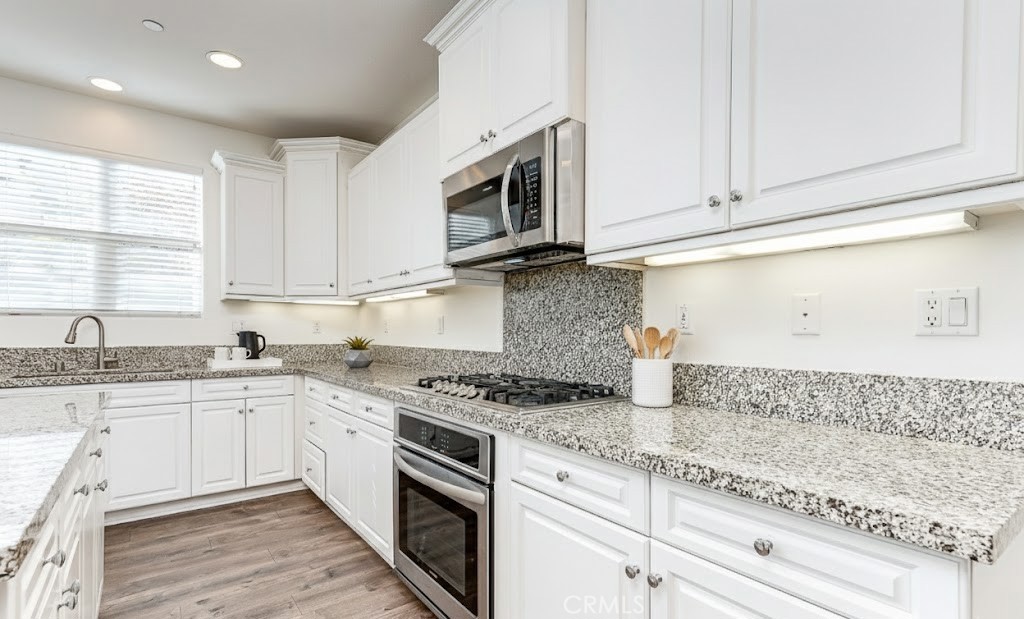 111 Fixie Irvine, CA 92618 - Photo 12 of 41