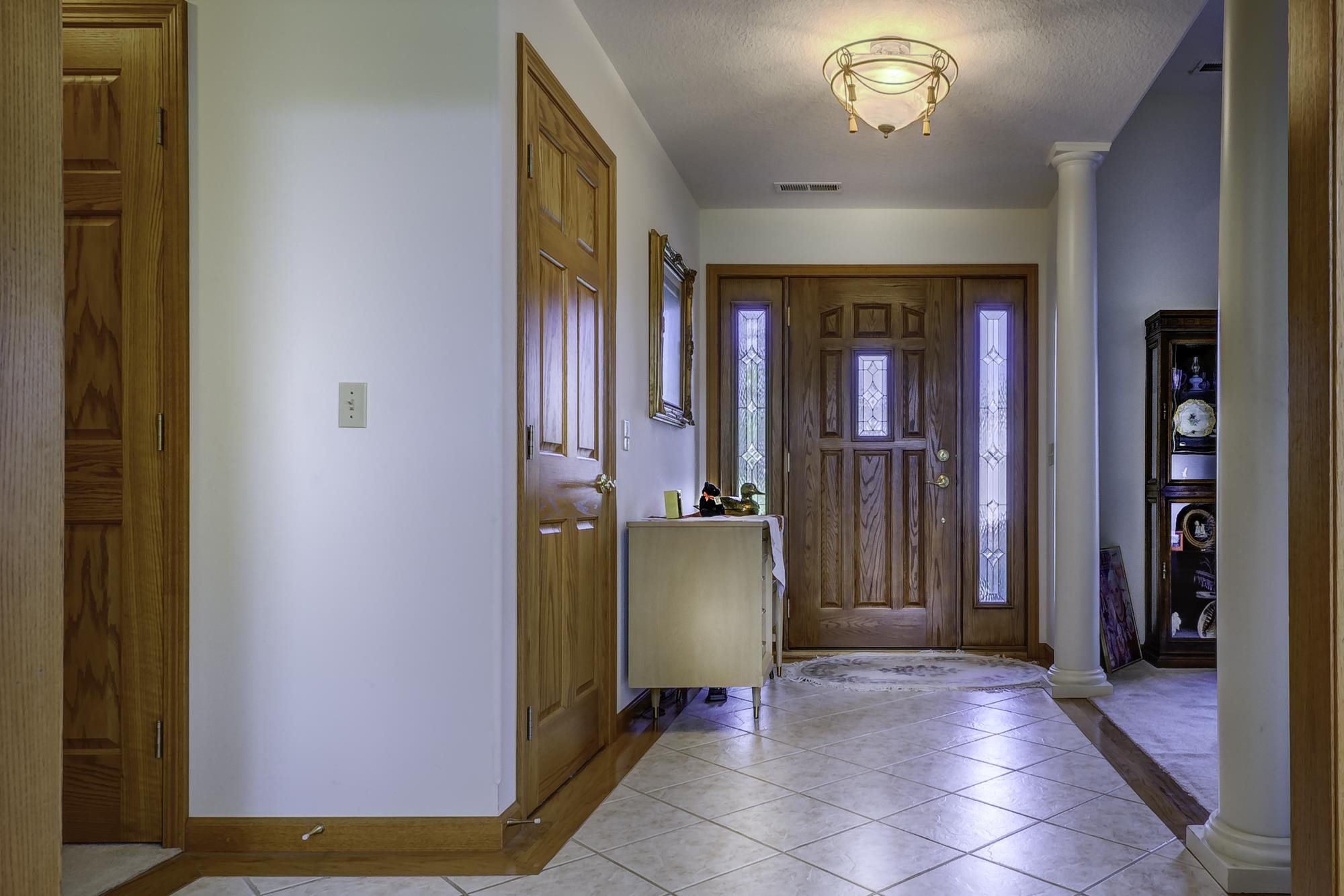 1016 Cross Pointe Decatur, IN 46733 - Photo 5 of 30