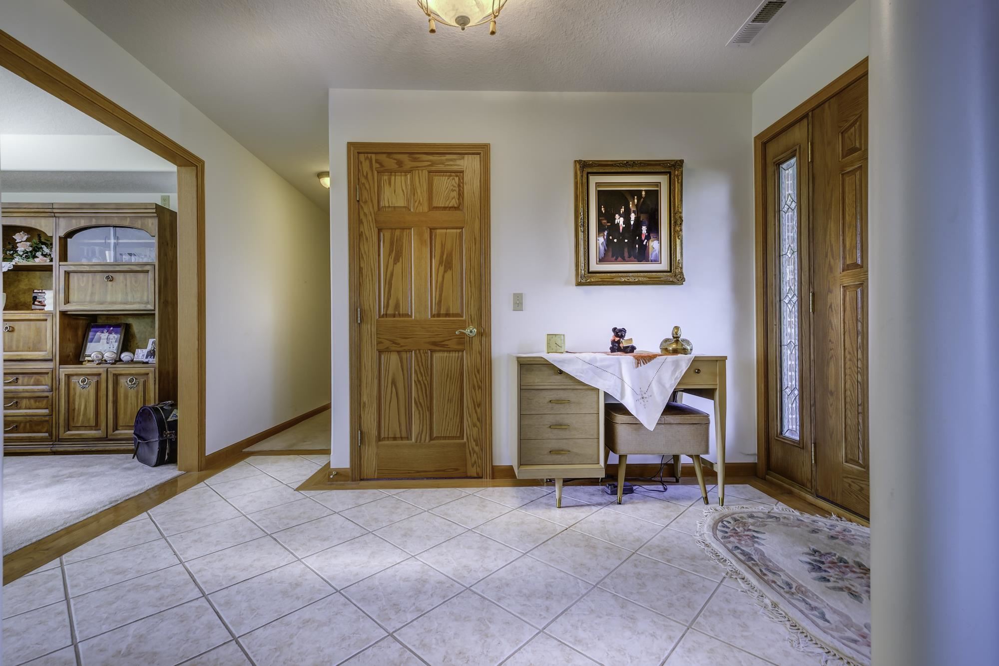 1016 Cross Pointe Decatur, IN 46733 - Photo 6 of 30