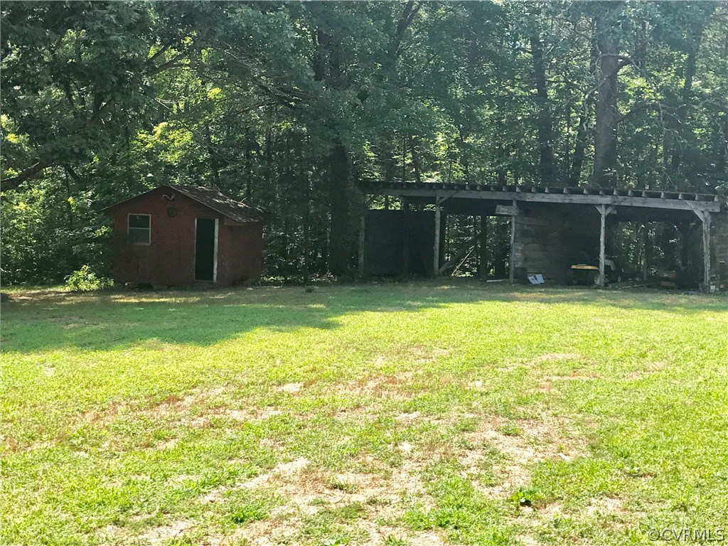 2139 Sandy Hook Road Goochland, VA 23063 - Photo 18 of 19 Gallery Image 18